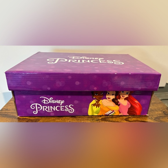 Disney Princess Little/Big Girls Slip In Sneakers NWT Various Sizes - Picture 2 of 6